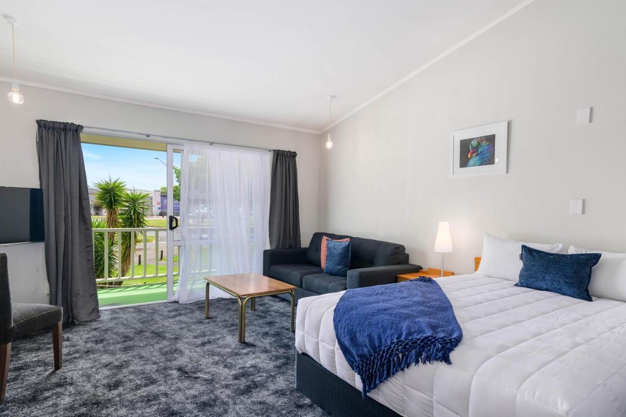Lake Lodge Motel ロトルア エクステリア 写真